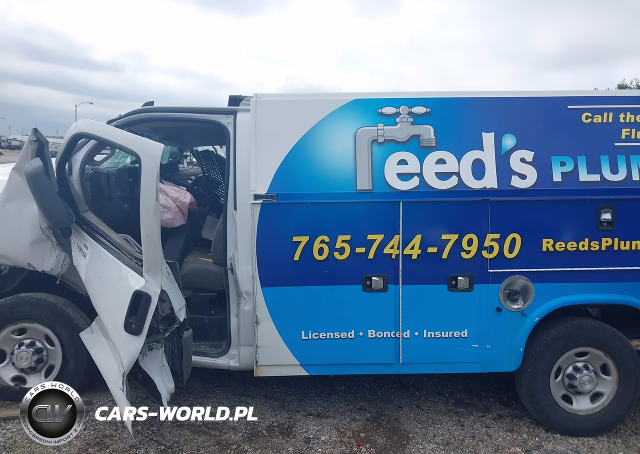 2020 Chevrolet Express Cutaway Work Van VIN:1GB0GRFG0L1258753 - 14
