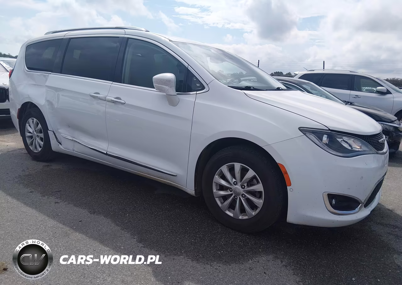 2019 Chrysler Pacifica Touring L