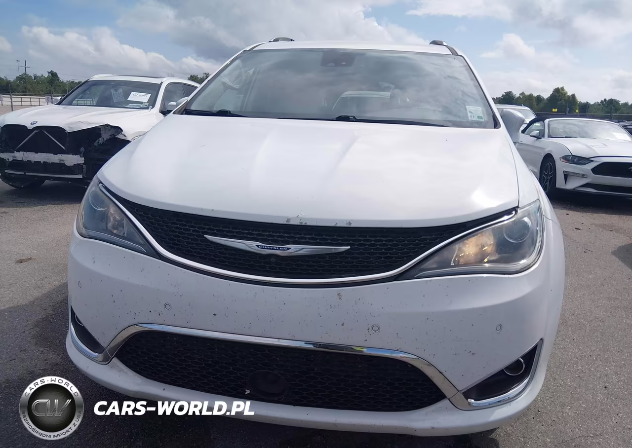 2019 Chrysler Pacifica Touring L VIN:2C4RC1BGXKR626551 - 12