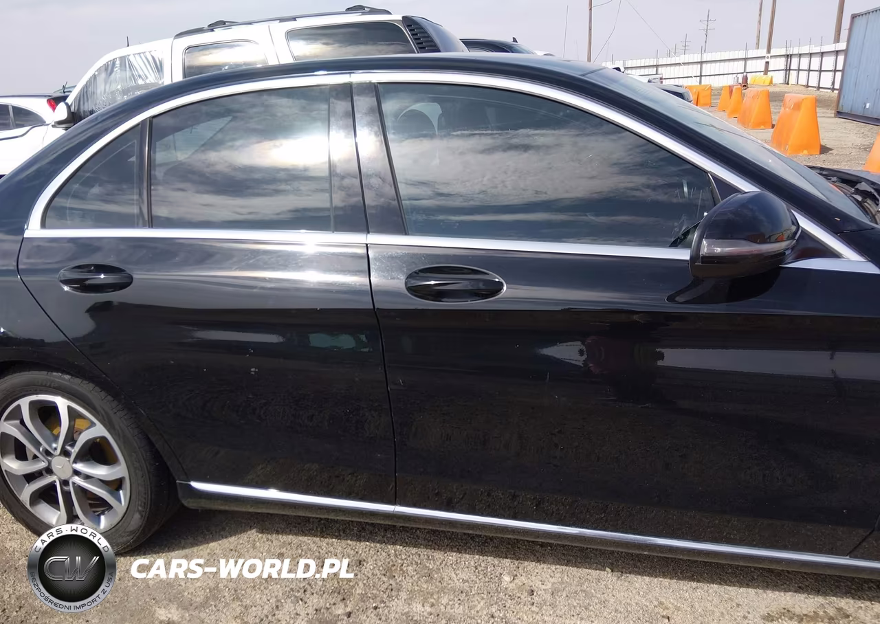 2016 Mercedes-Benz C 300 VIN:55SWF4JB2GU157121 - 13
