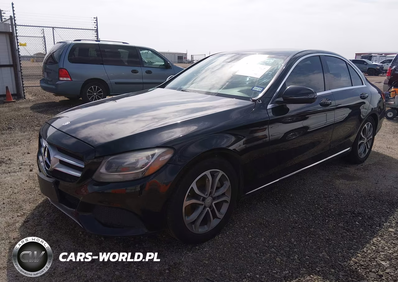 2016 Mercedes-Benz C 300 VIN:55SWF4JB2GU157121 - 2