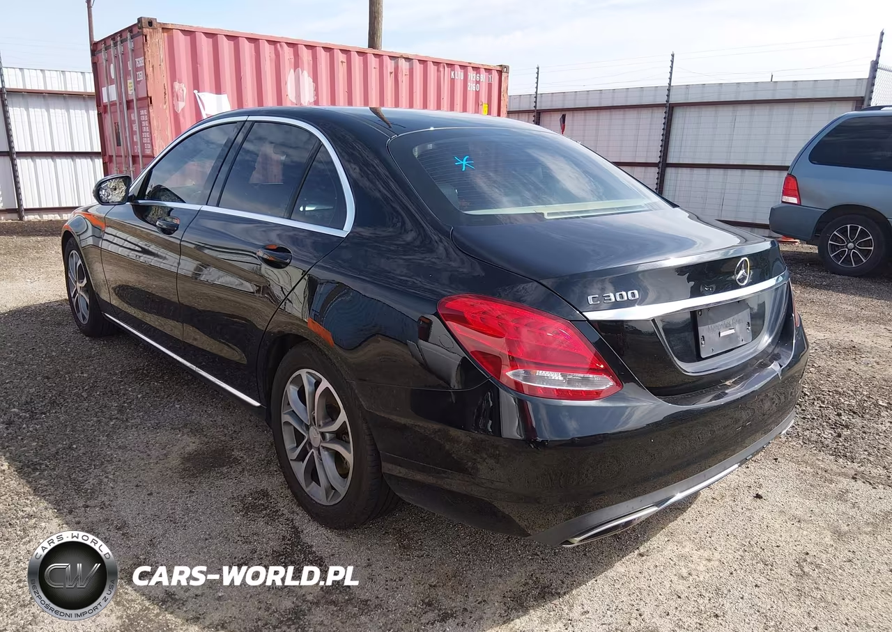 2016 Mercedes-Benz C 300 VIN:55SWF4JB2GU157121 - 3