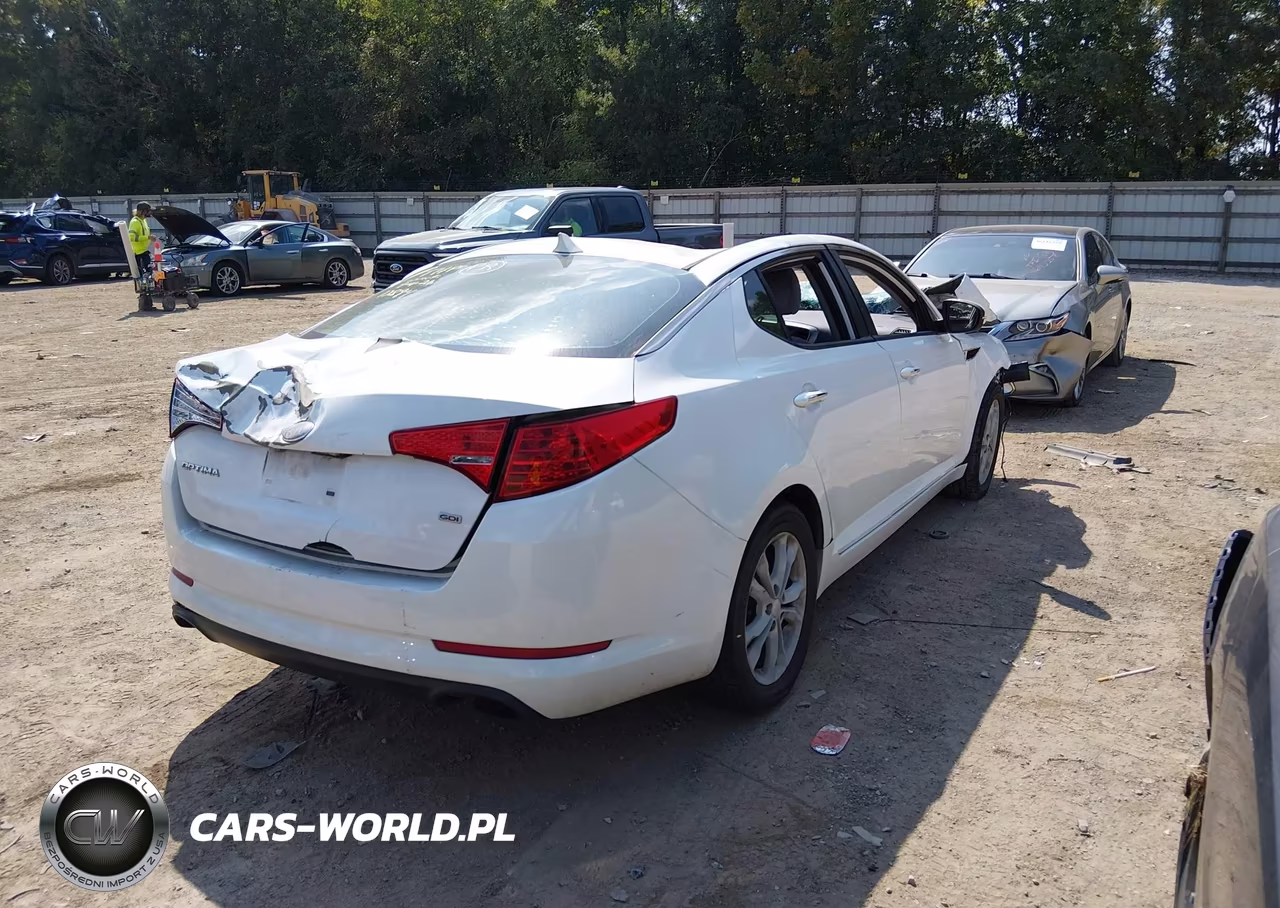 2013 Kia Optima Lx VIN:5XXGM4A70DG161099 - 4