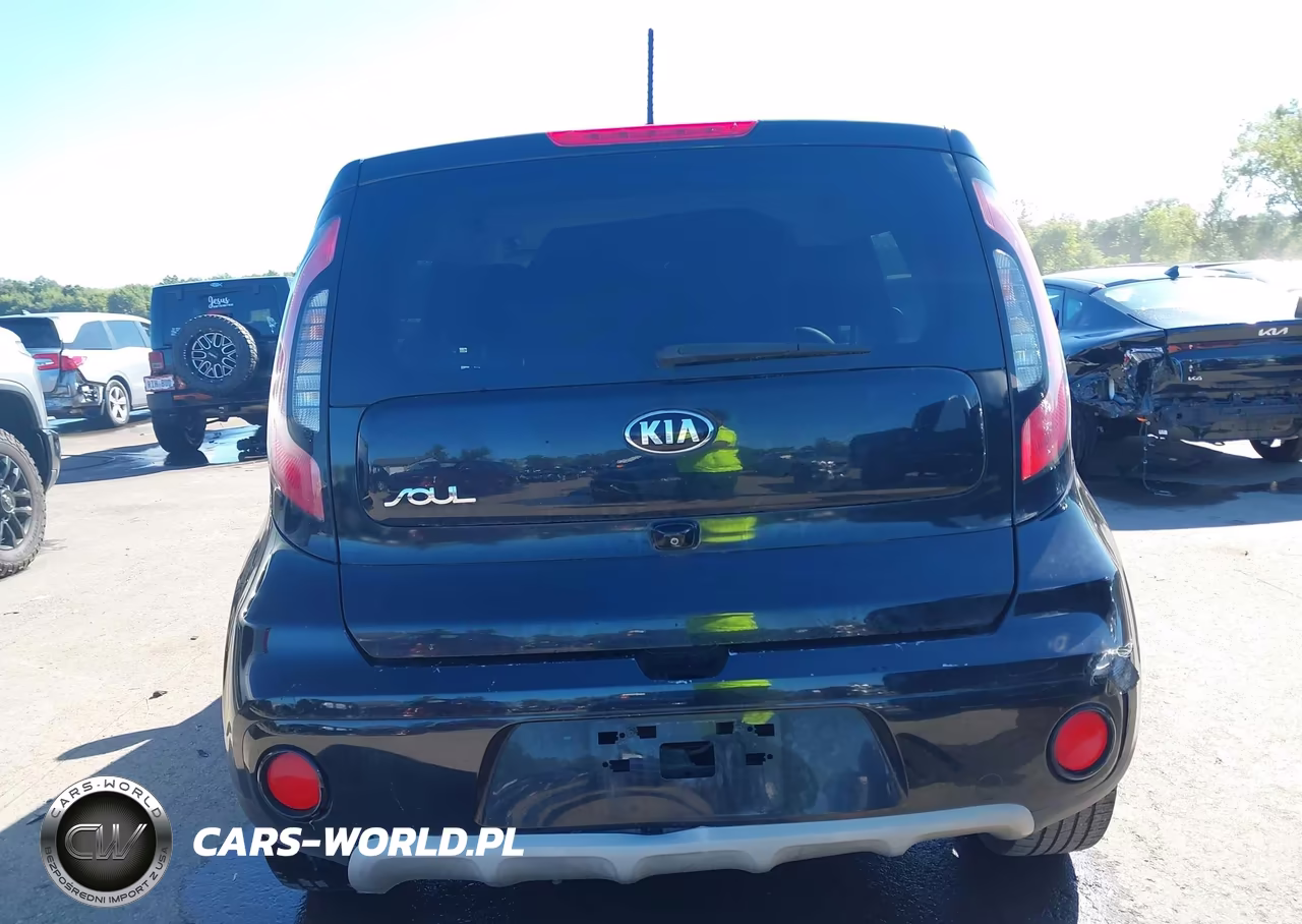 2019 Kia Soul + VIN:KNDJP3A52K7637168 - 17