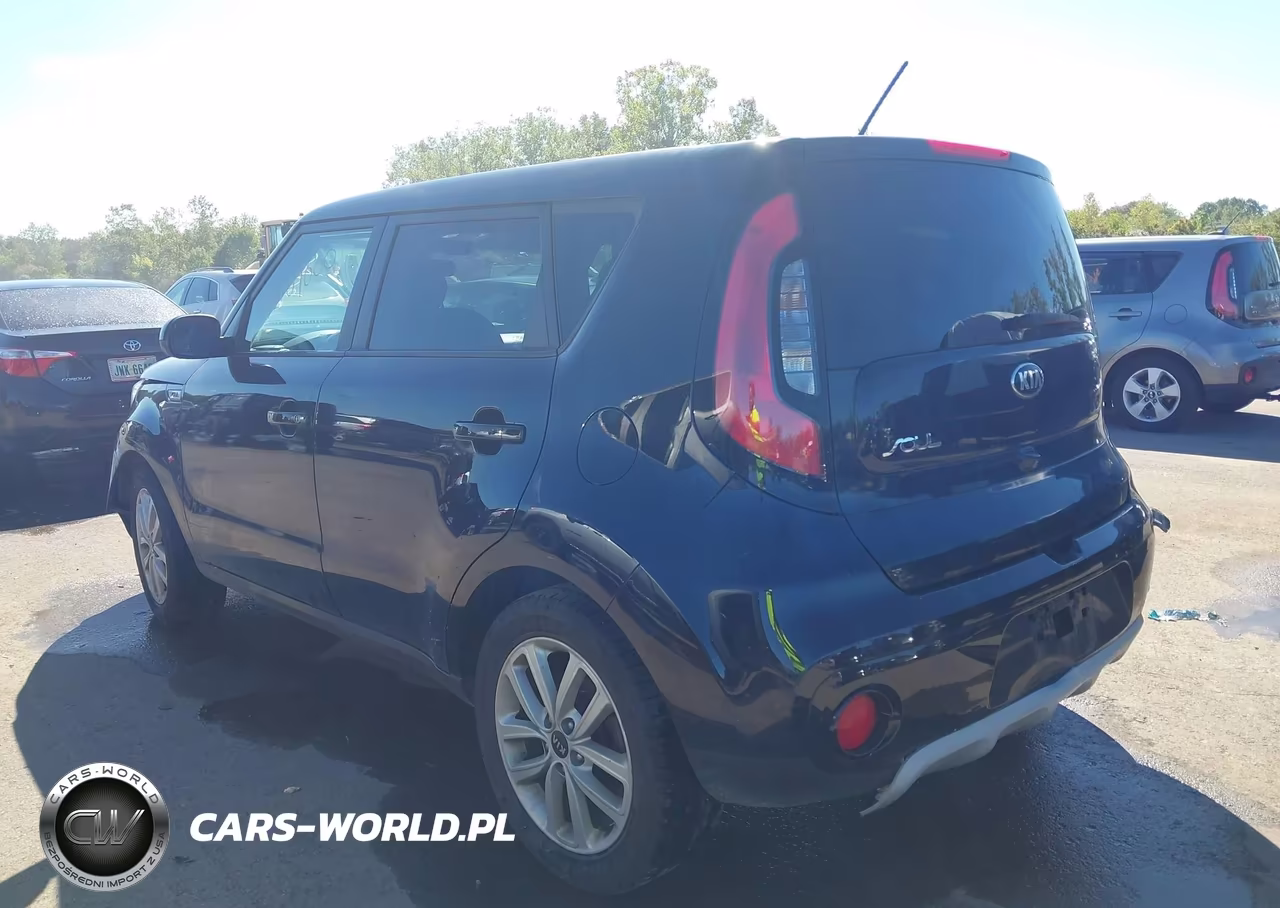 2019 Kia Soul + VIN:KNDJP3A52K7637168 - 3
