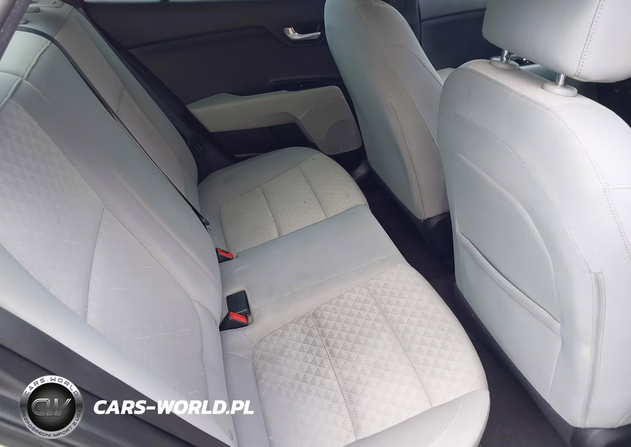 2018 Kia Rio S VIN:3KPA24AB6JE086221 - 8