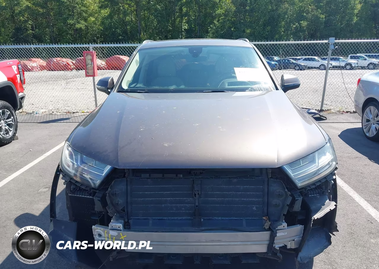 2017 Audi Q7 3.0T Premium VIN:WA1VAAF73HD020187 - 13