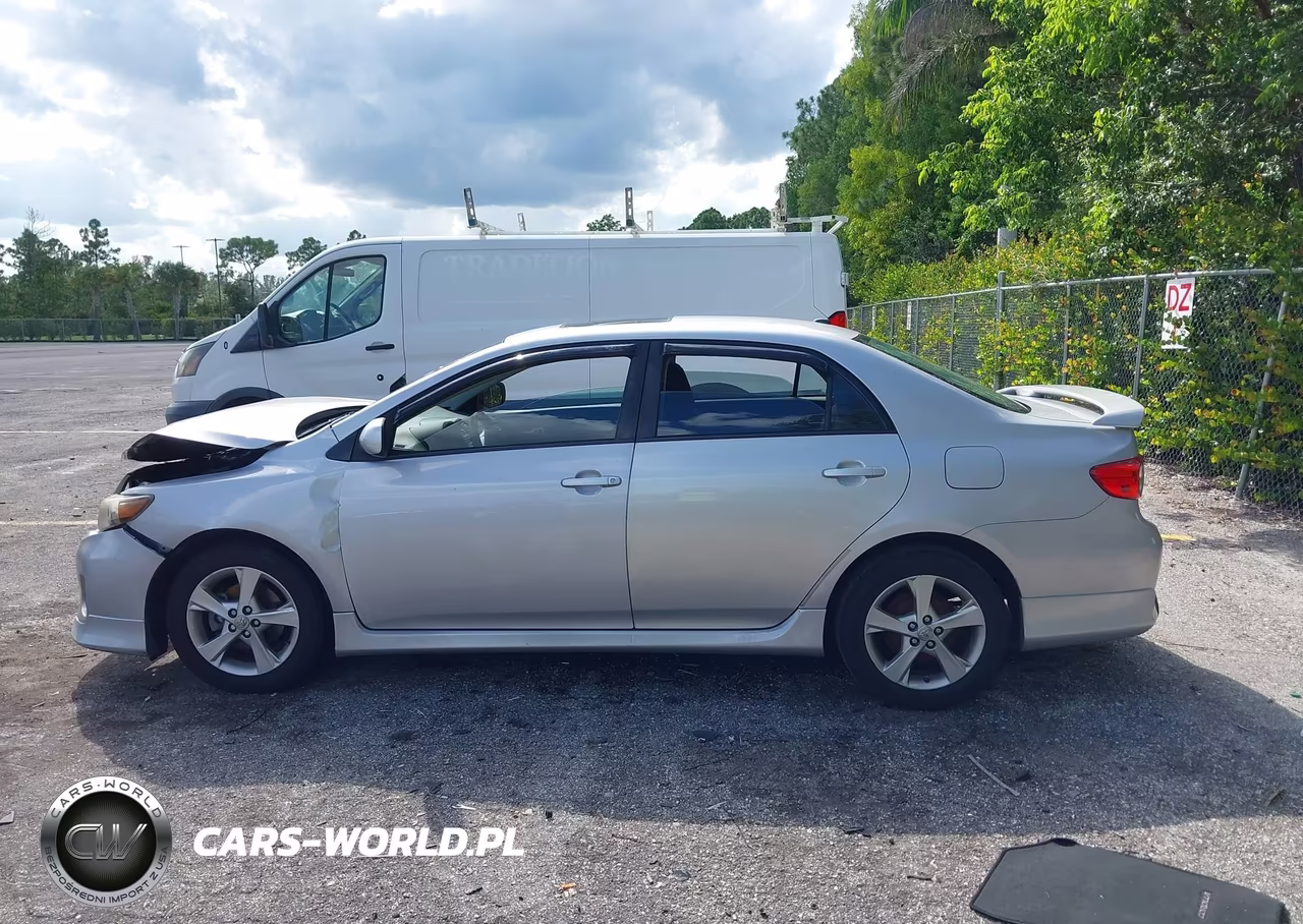 2011 Toyota Corolla S VIN:2T1BU4EE5BC745506 - 14