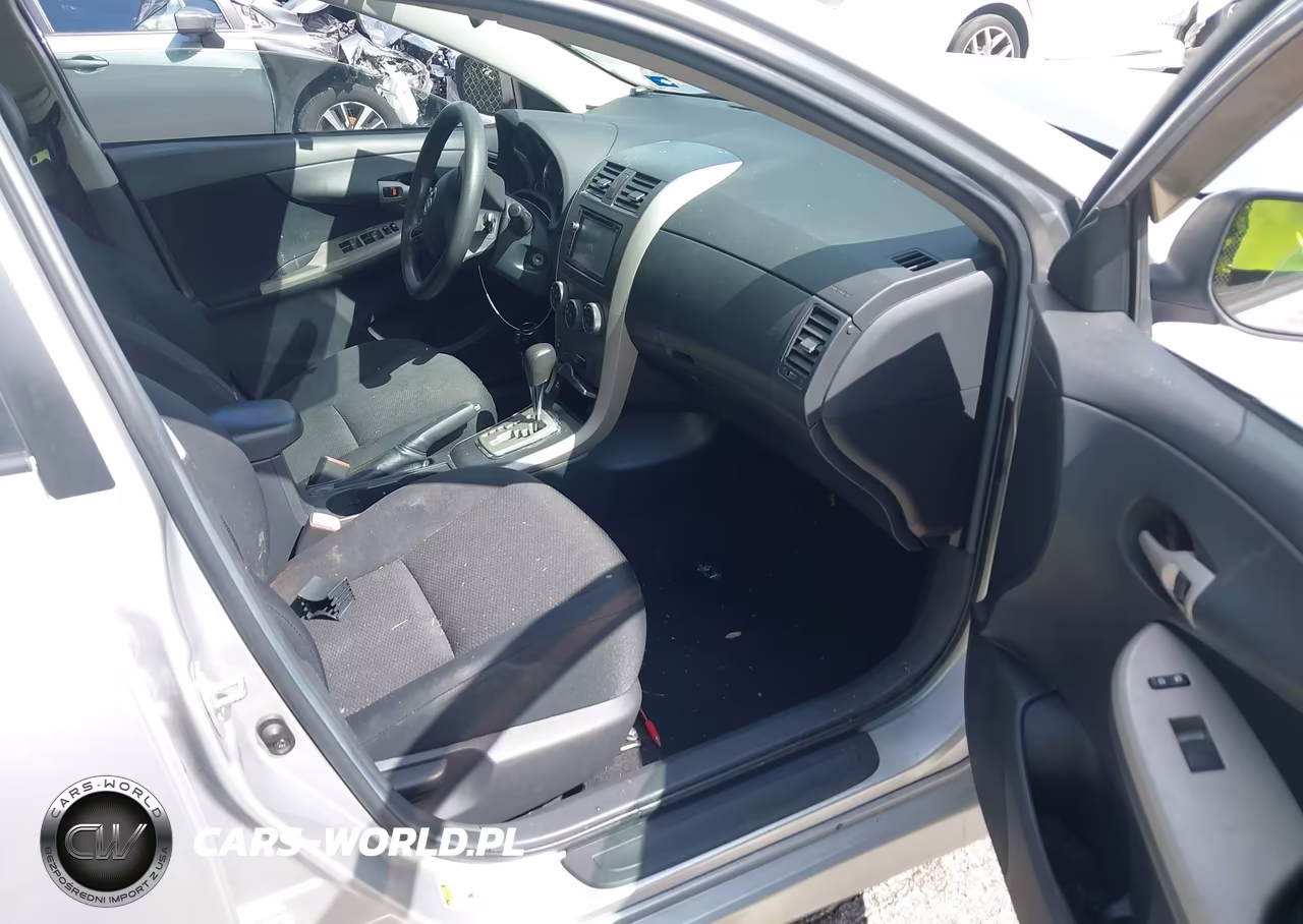 2011 Toyota Corolla S VIN:2T1BU4EE5BC745506 - 5