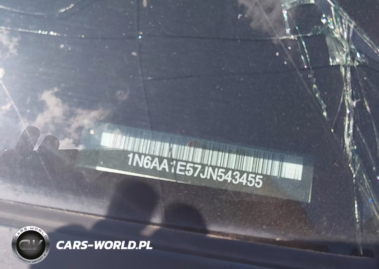 2018 Nissan Titan Sv VIN:1N6AA1E57JN543455 - 9