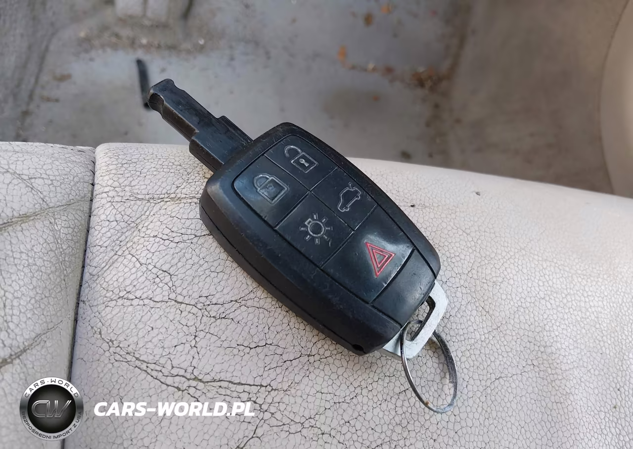 2008 Volvo C70 T5 VIN:YV1MC67208J058631 - 11