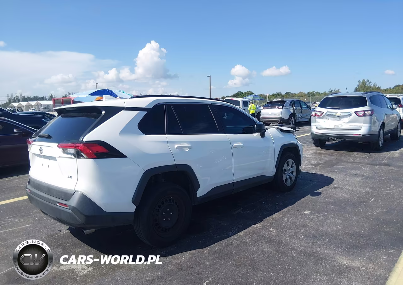 2019 Toyota Rav4 Le VIN:2T3H1RFV9KW055116 - 4