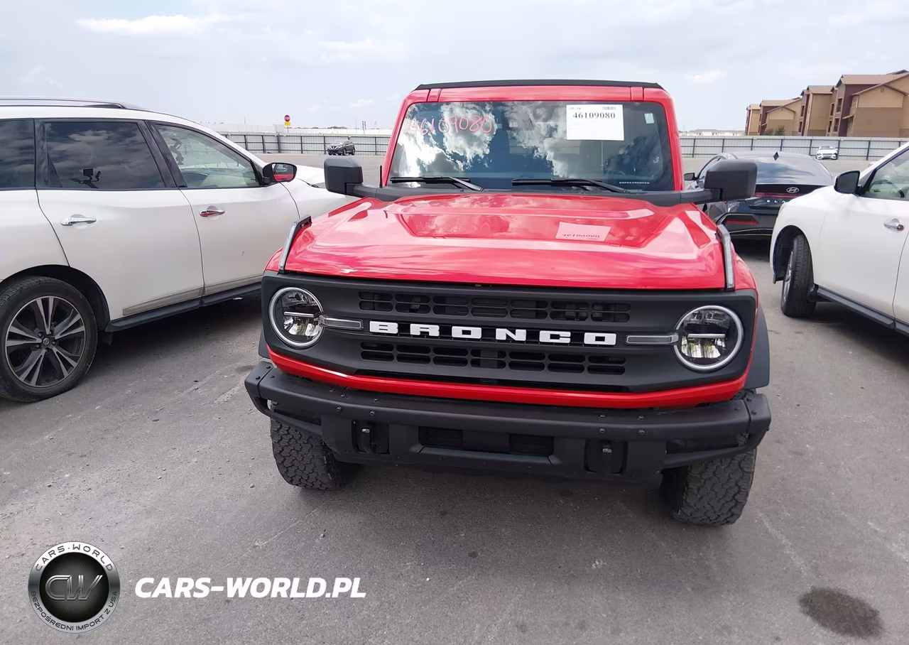 2022 Ford Bronco Base VIN:1FMEE5BP8NLA86609 - 12