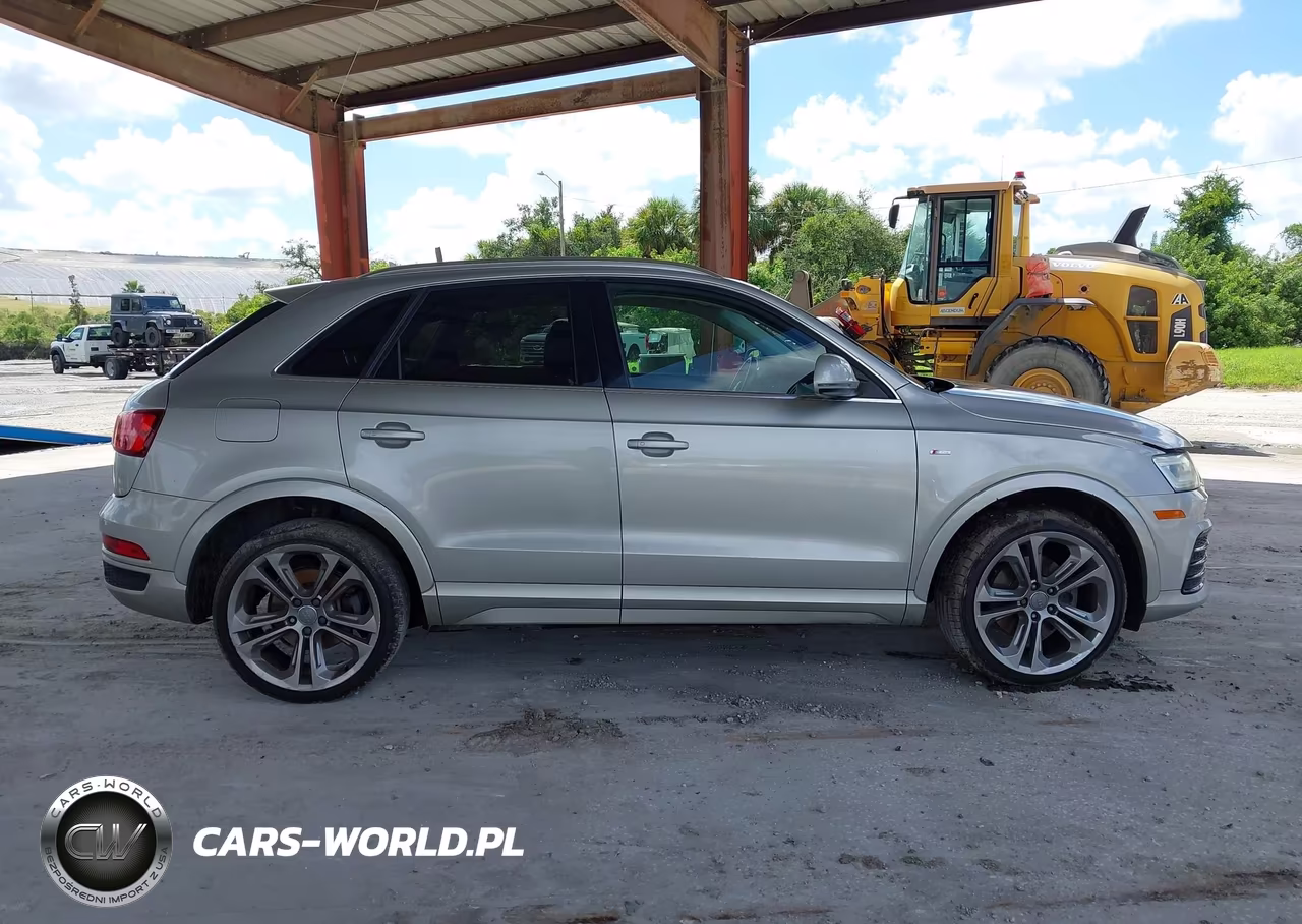 2016 Audi Q3 2.0T Premium Plus VIN:WA1GFCFS6GR004691 - 13