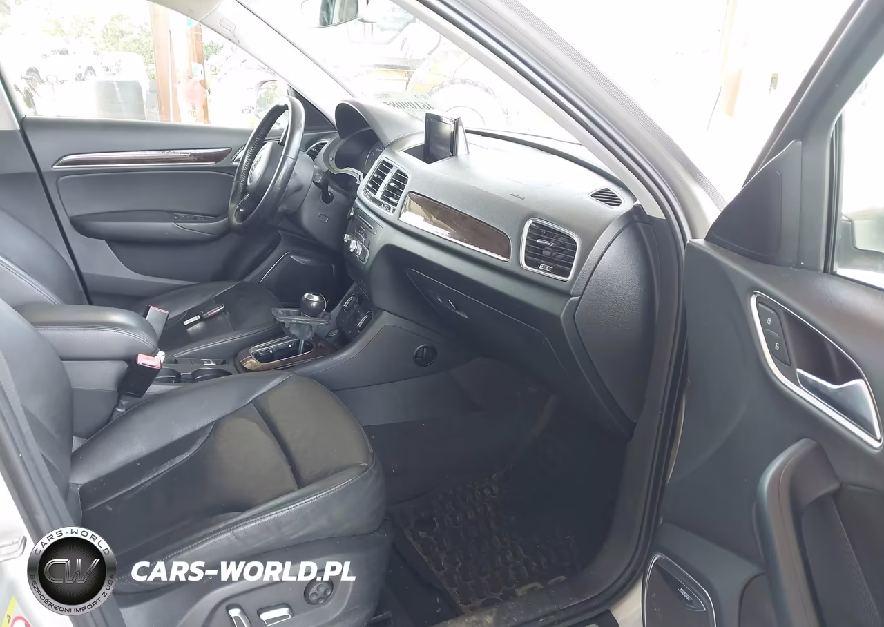 2016 Audi Q3 2.0T Premium Plus VIN:WA1GFCFS6GR004691 - 5