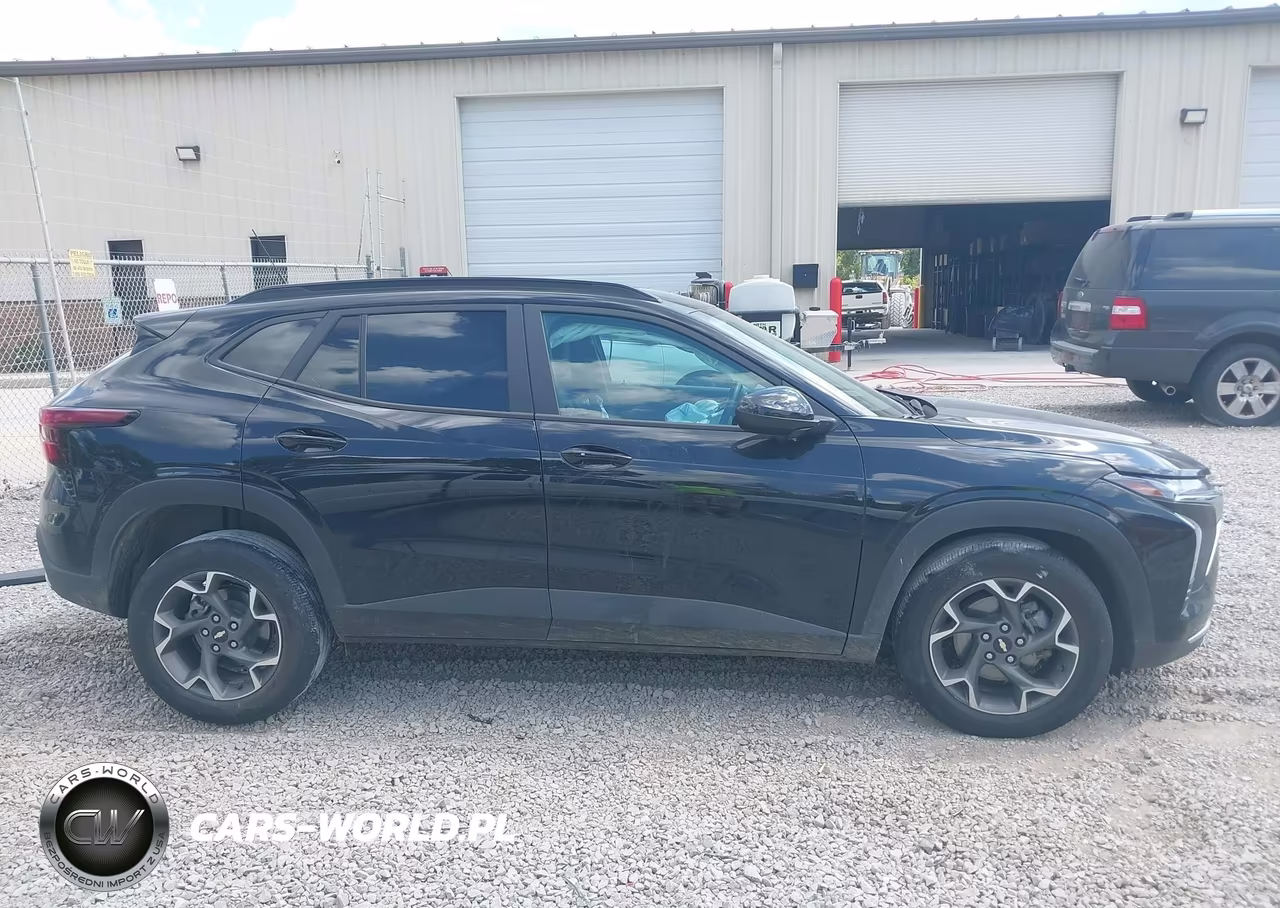 2025 Chevrolet Trax Fwd Lt VIN:KL77LHEP0SC075838 - 13