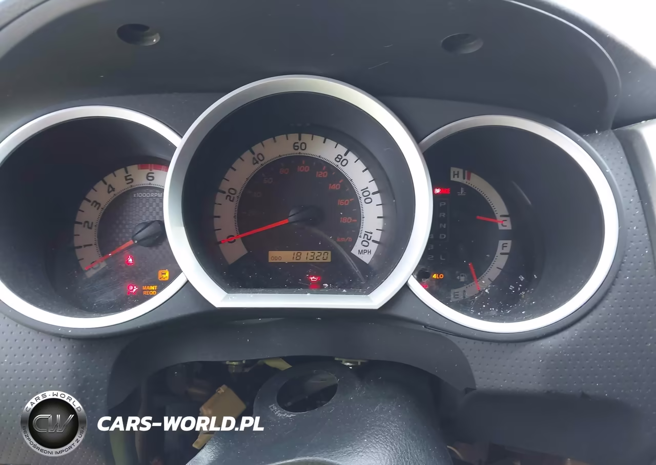 2015 Toyota Tacoma Base V6 VIN:3TMLU4EN6FM192270 - 7