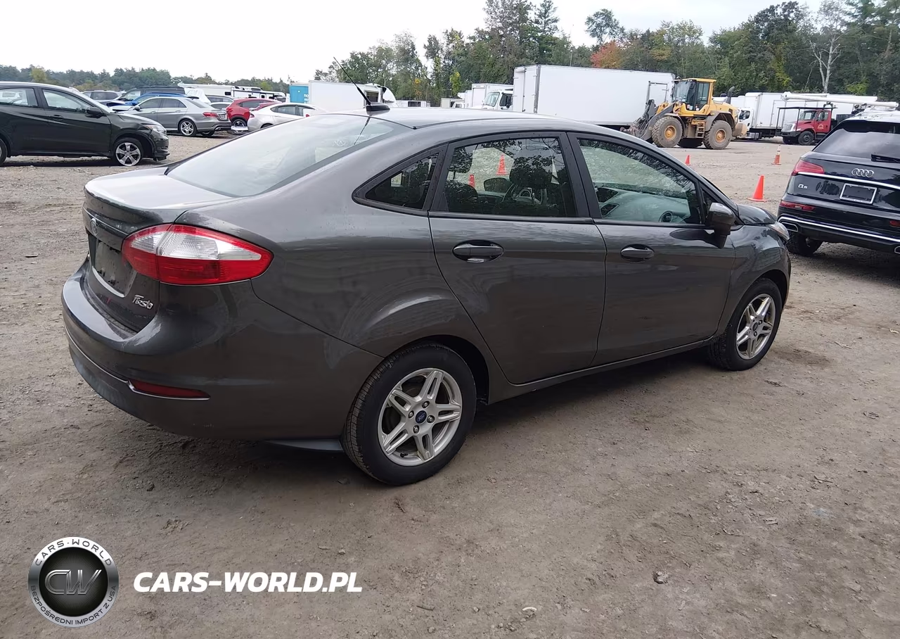 2017 Ford Fiesta Se VIN:3FADP4BJ0HM110152 - 4