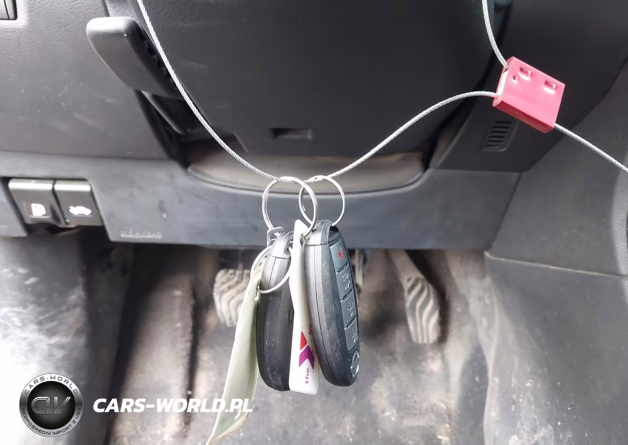2021 Nissan Versa S 5-Speed Manual Transmission VIN:3N1CN8BV5ML904928 - 11