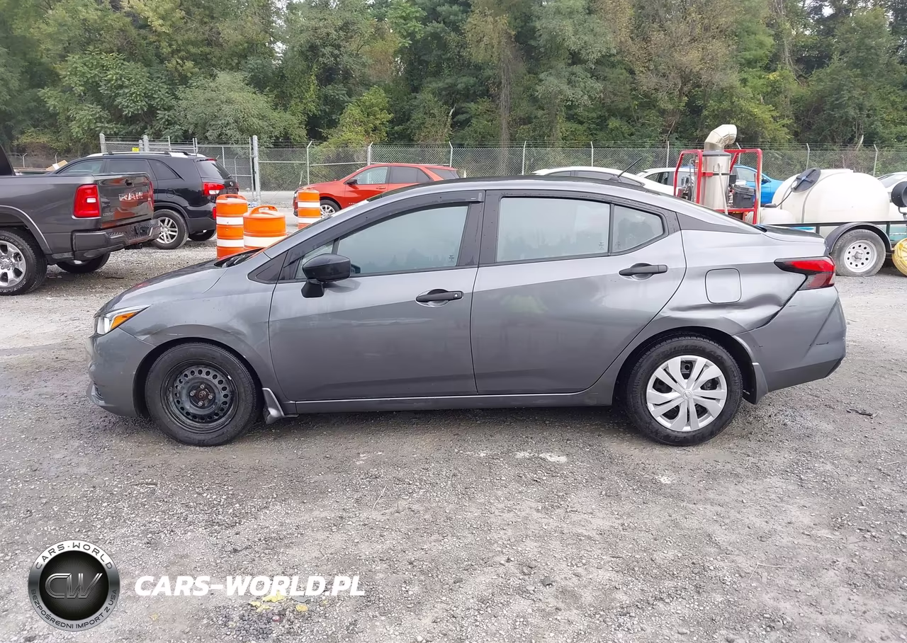 2021 Nissan Versa S 5-Speed Manual Transmission VIN:3N1CN8BV5ML904928 - 14