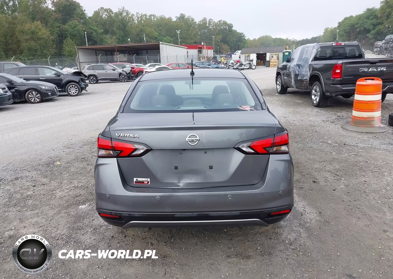 2021 Nissan Versa S 5-Speed Manual Transmission VIN:3N1CN8BV5ML904928 - 16