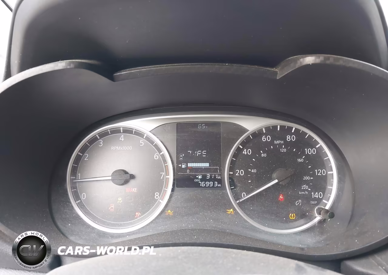 2021 Nissan Versa S 5-Speed Manual Transmission VIN:3N1CN8BV5ML904928 - 7