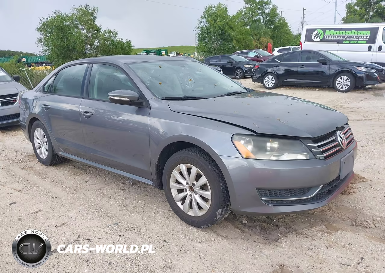 2012 Volkswagen Passat 2.5L S – zdjęcie 1 z 11