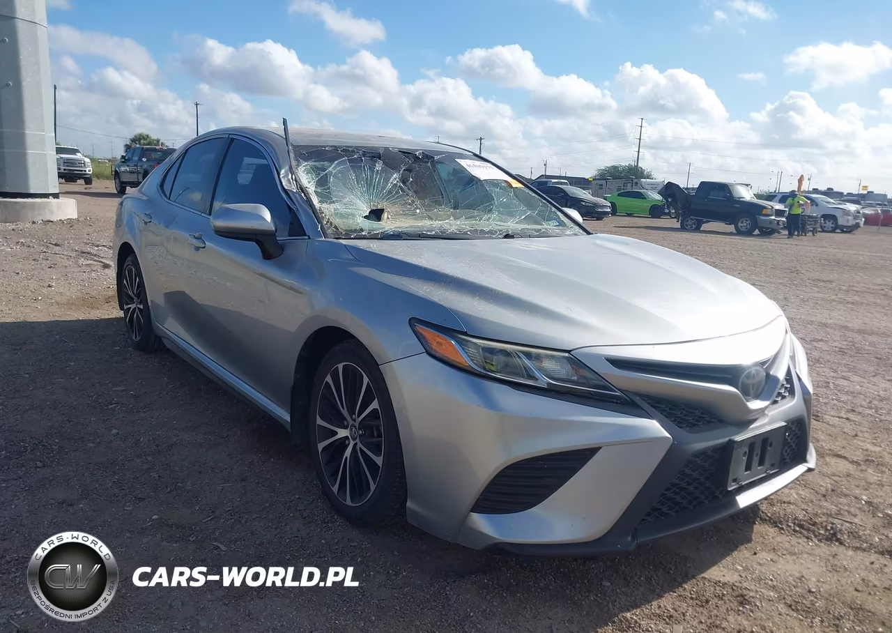 2020 Toyota Camry Se – zdjęcie 1 z 16