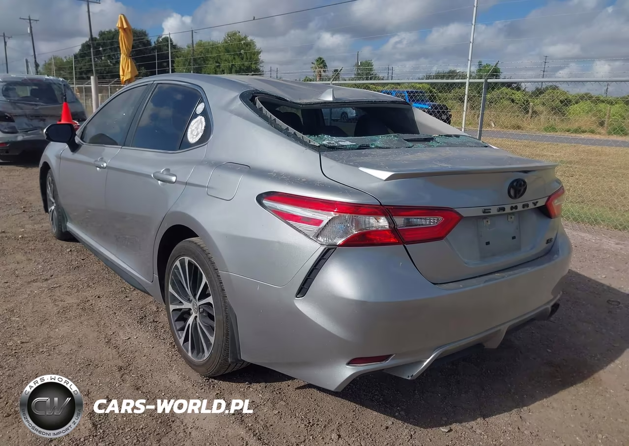 2020 Toyota Camry Se VIN:4T1G11AK8LU865969 - 3