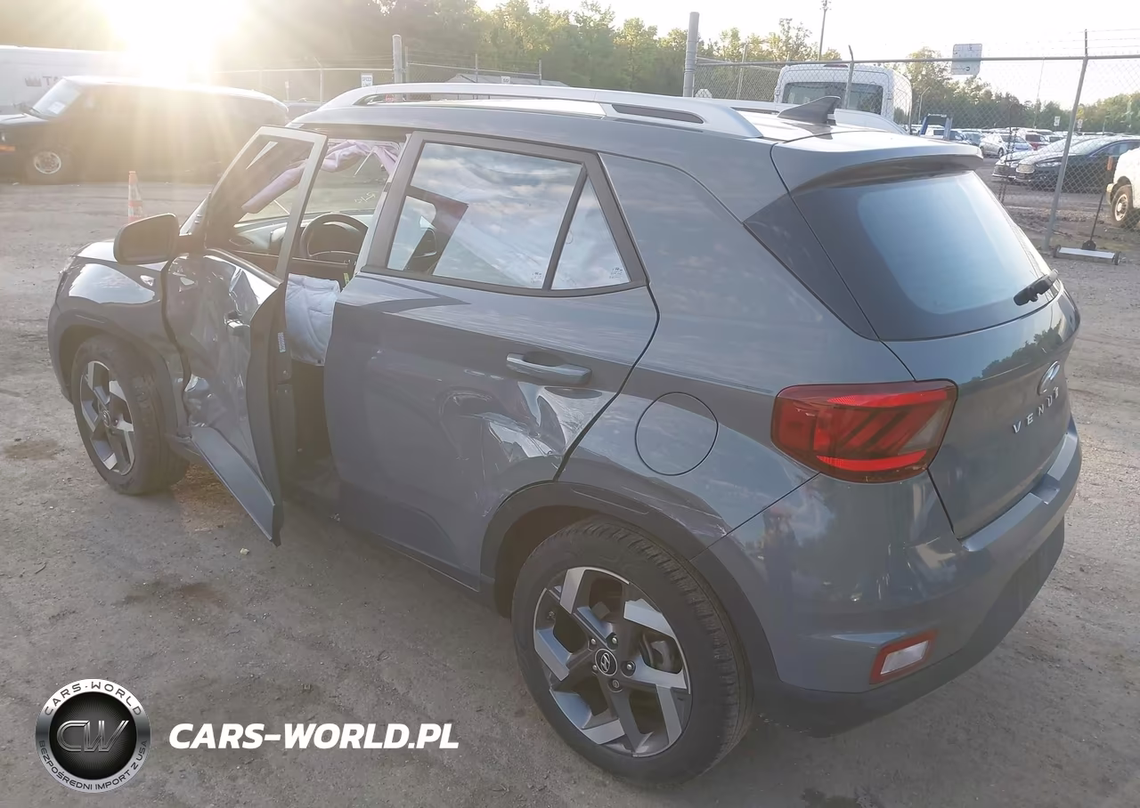 2021 Hyundai Venue Sel VIN:KMHRC8A36MU098578 - 3