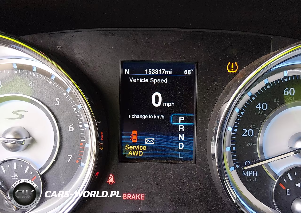 2013 Chrysler 300 Motown VIN:2C3CCARG8DH573695 - 16