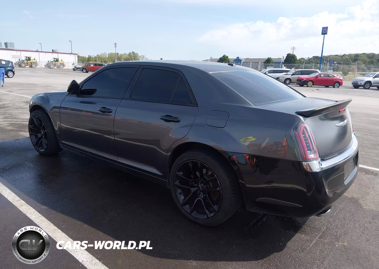 2013 Chrysler 300 Motown VIN:2C3CCARG8DH573695 - 3