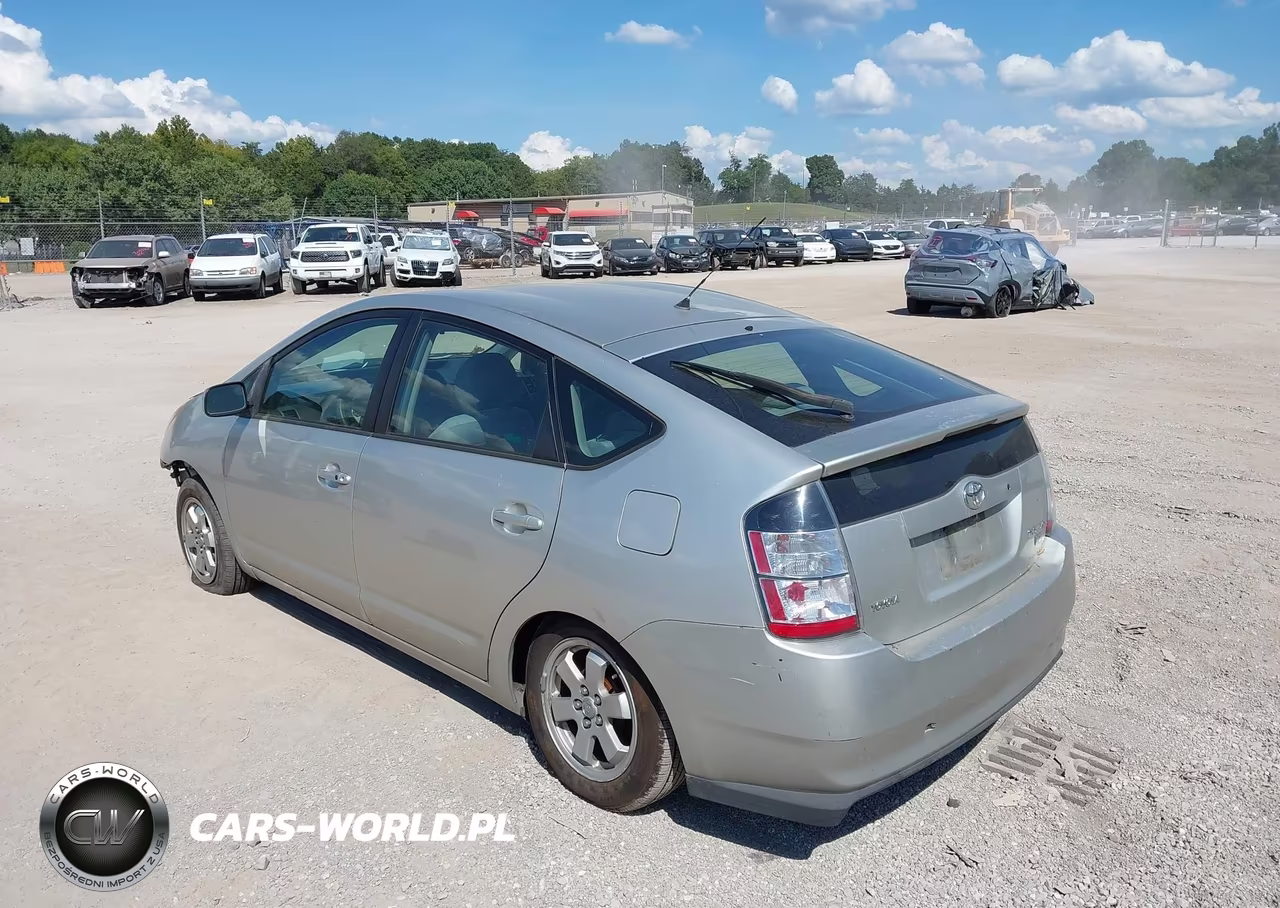 2005 Toyota Prius VIN:JTDKB20UX53018769 - 3
