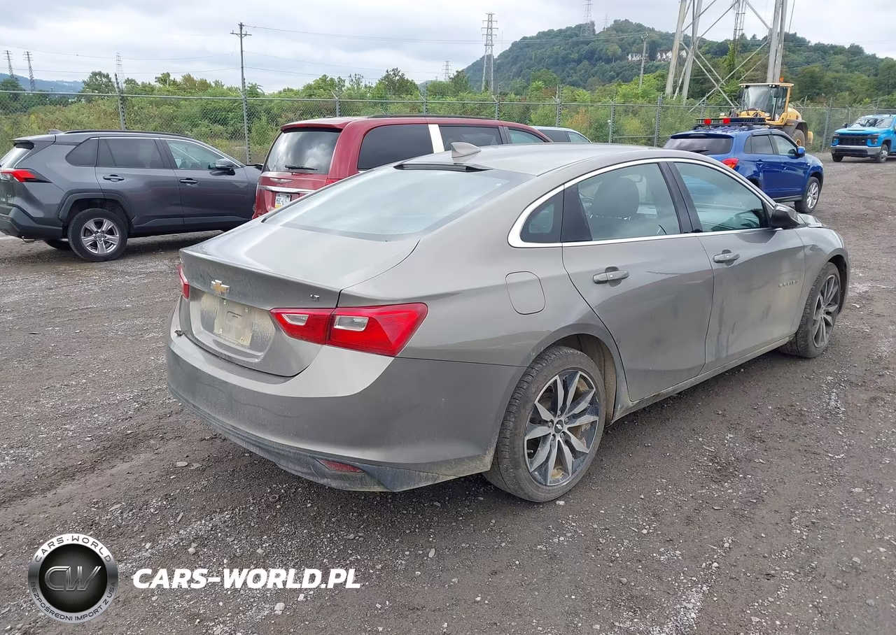 2017 Chevrolet Malibu 1Lt VIN:1G1ZE5ST2HF282012 - 4