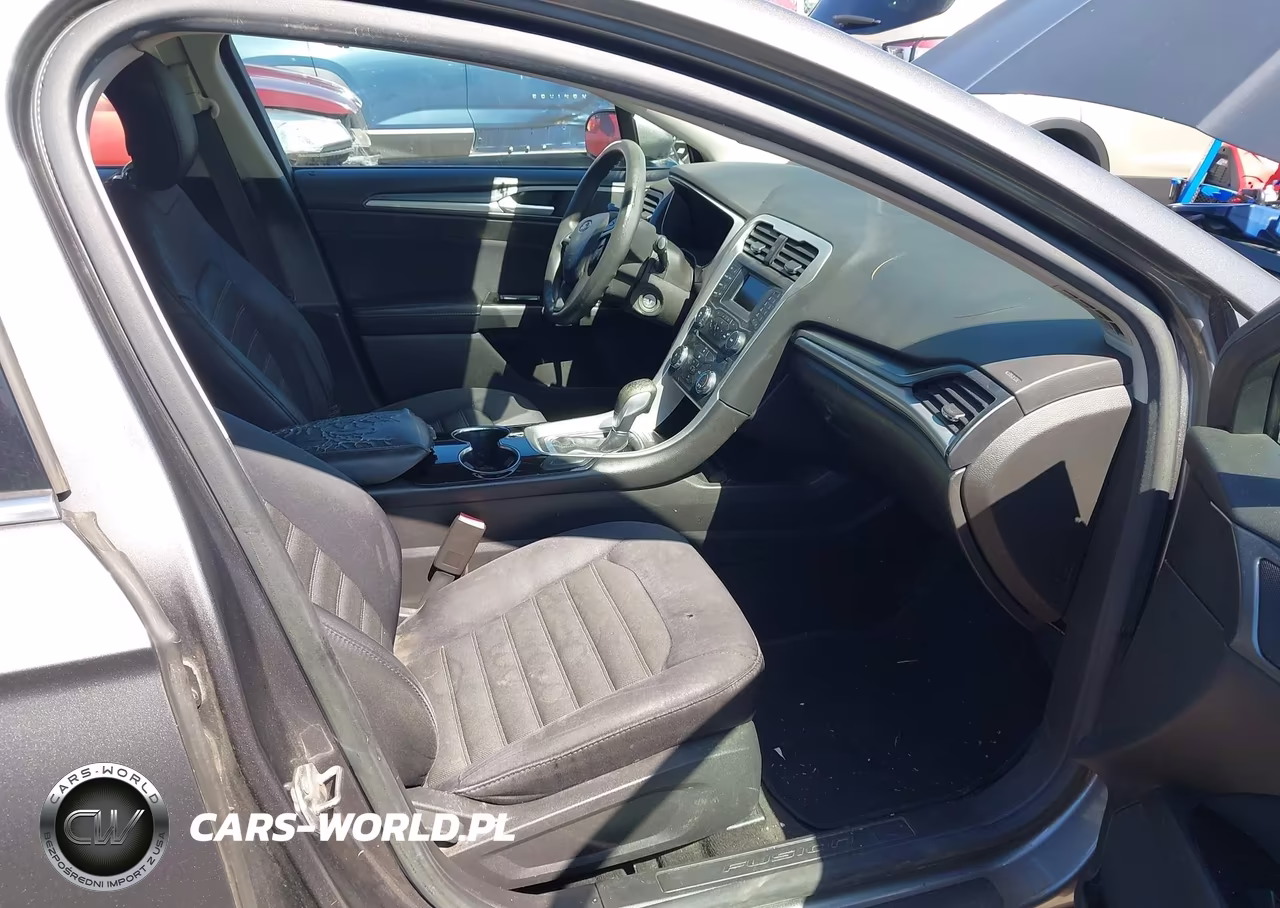 2014 Ford Fusion Se VIN:3FA6P0H77ER272422 - 5