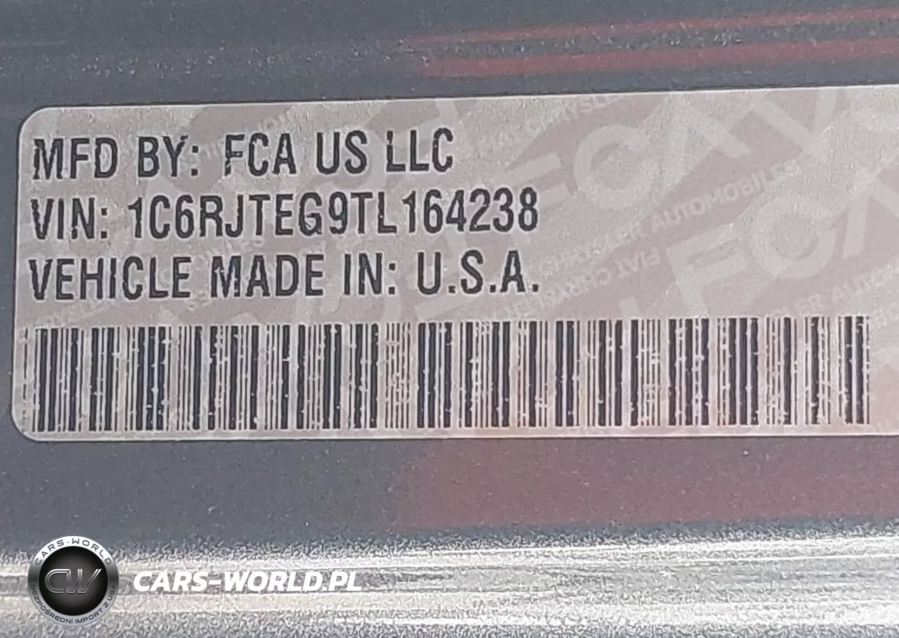 2026 Jeep Gladiator Mojave 4X4 VIN:1C6RJTEG9TL164238 - 9