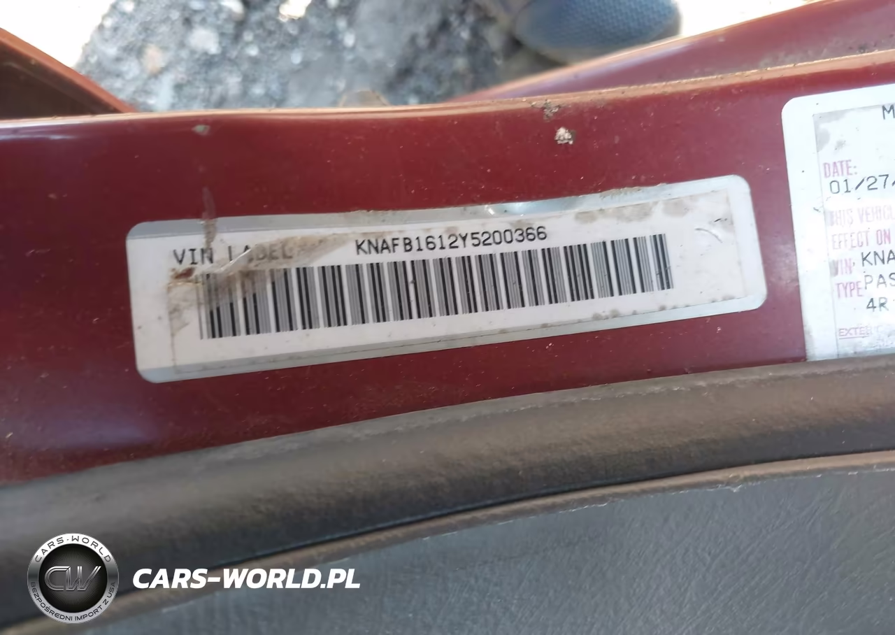 2000 Kia Spectra Gs-Gsx VIN:KNAFB1612Y5200366 - 9