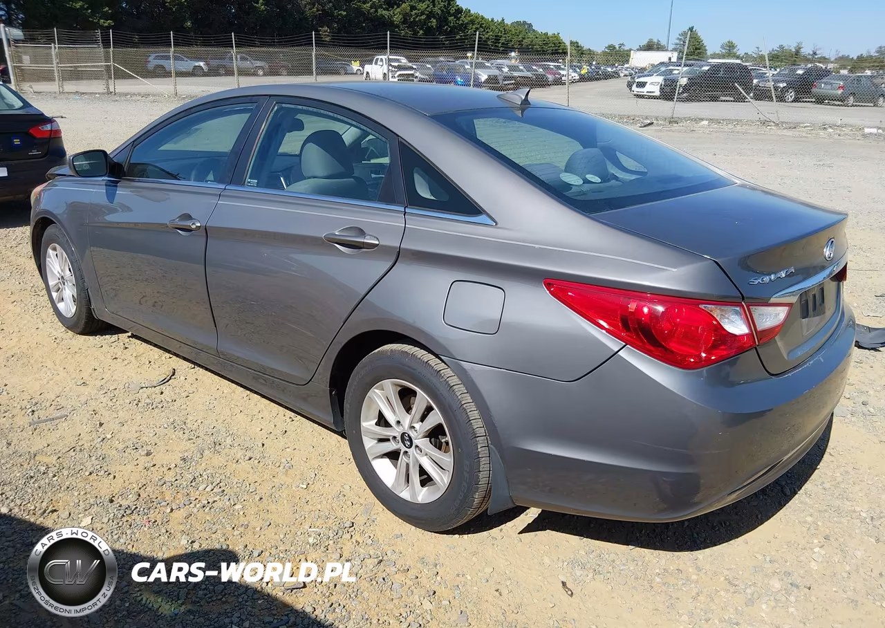 2013 Hyundai Sonata Gls VIN:5NPEB4ACXDH630911 - 3