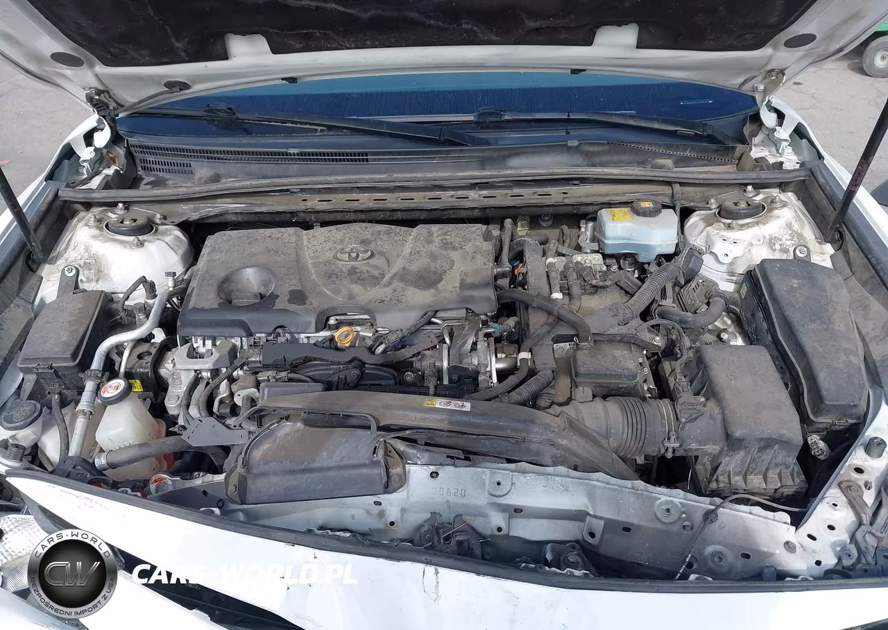 2018 Toyota Camry Hybrid Le VIN:4T1B31HK8JU507570 - 10