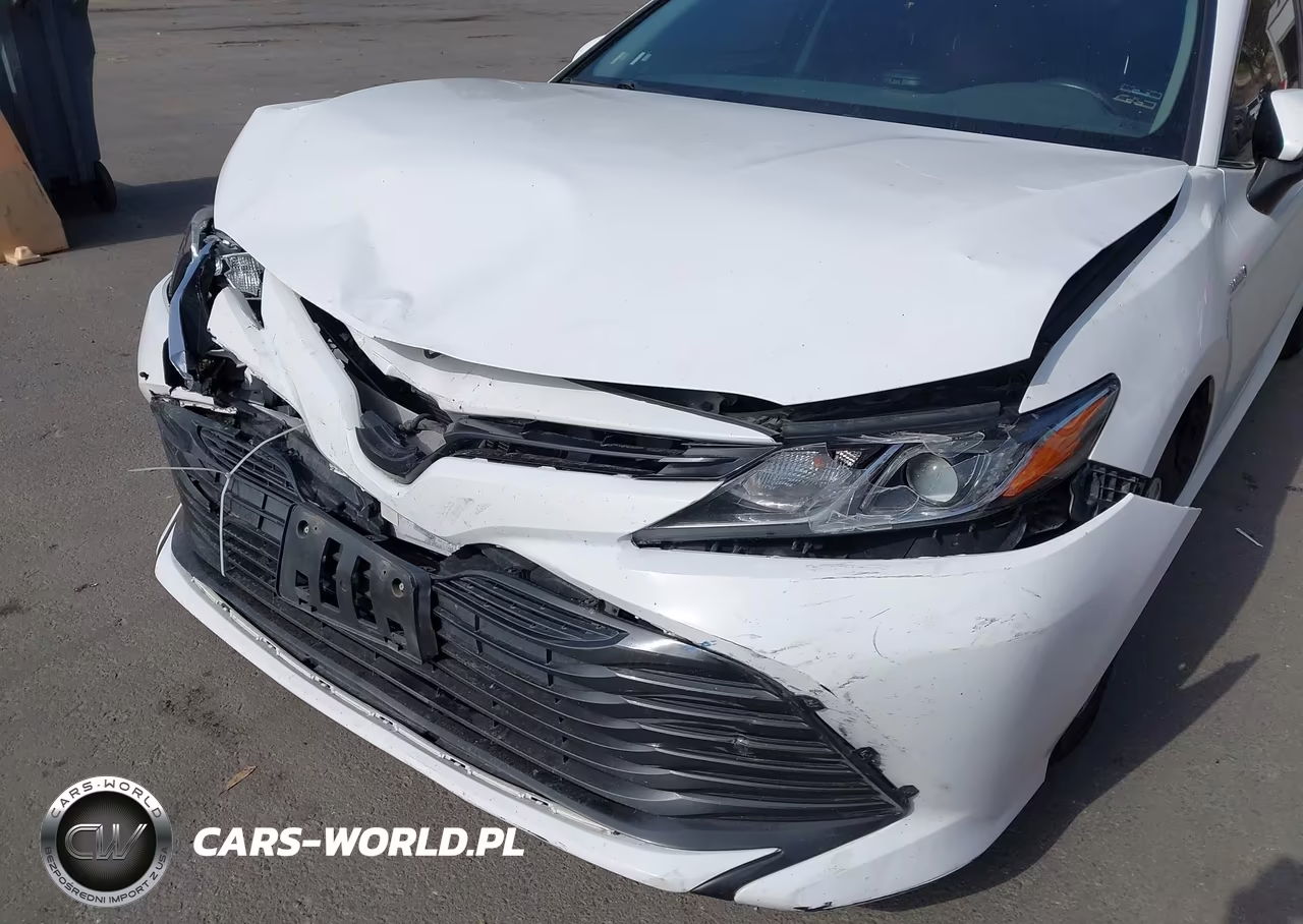 2018 Toyota Camry Hybrid Le VIN:4T1B31HK8JU507570 - 6