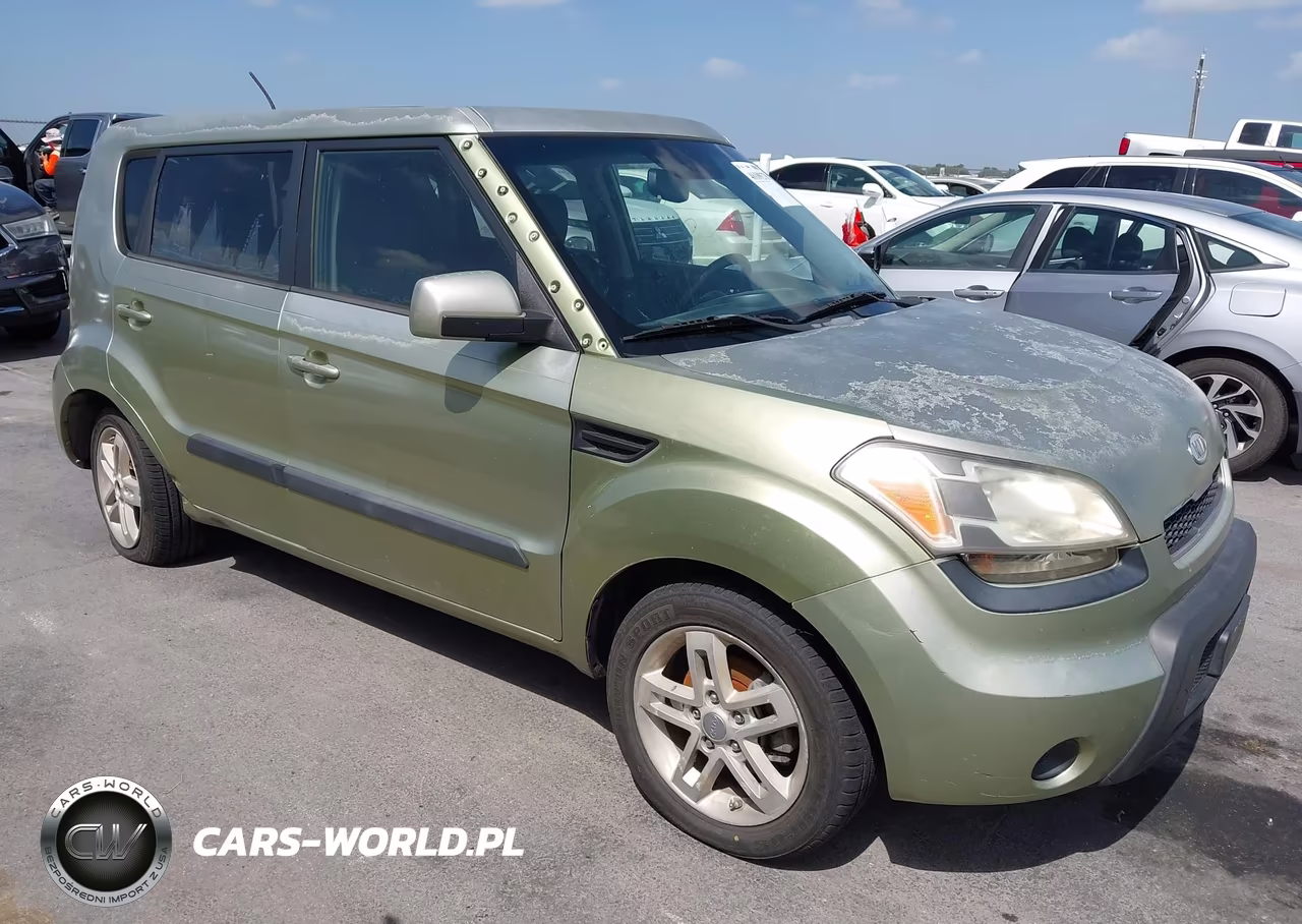 2011 Kia Soul +