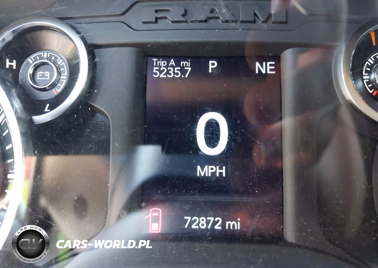 2019 Ram 2500 Tradesman 4X4 8' Box VIN:3C6UR5HJ9KG702714 - 18