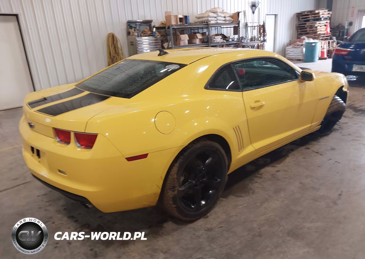 2011 Chevrolet Camaro 2Ls VIN:2G1FA1ED6B9112621 - 4