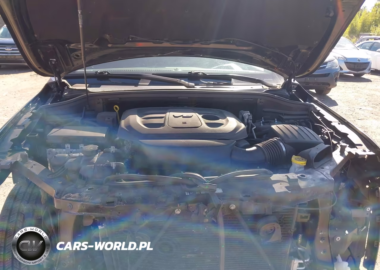 2020 Jeep Grand Cherokee Laredo E 4X4 VIN:1C4RJFAG5LC337074 - 10