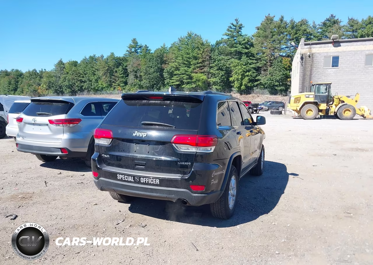 2020 Jeep Grand Cherokee Laredo E 4X4 VIN:1C4RJFAG5LC337074 - 17