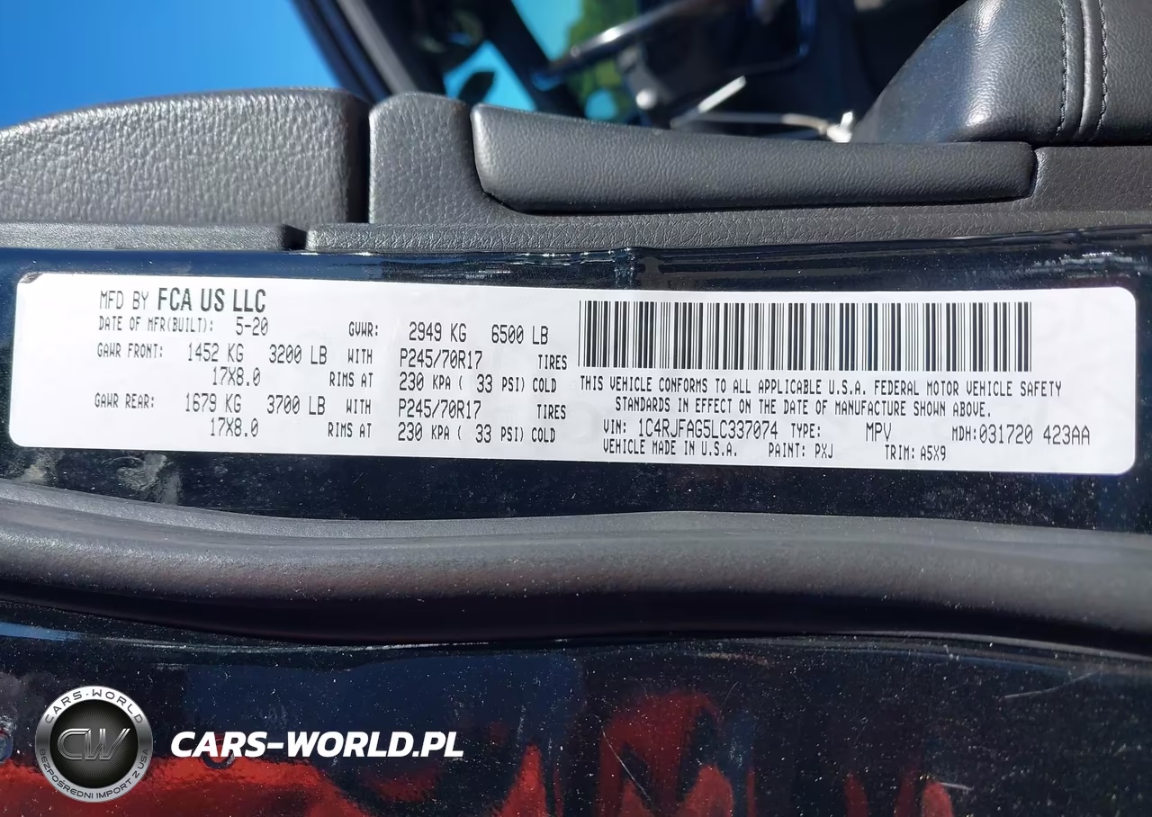 2020 Jeep Grand Cherokee Laredo E 4X4 VIN:1C4RJFAG5LC337074 - 9