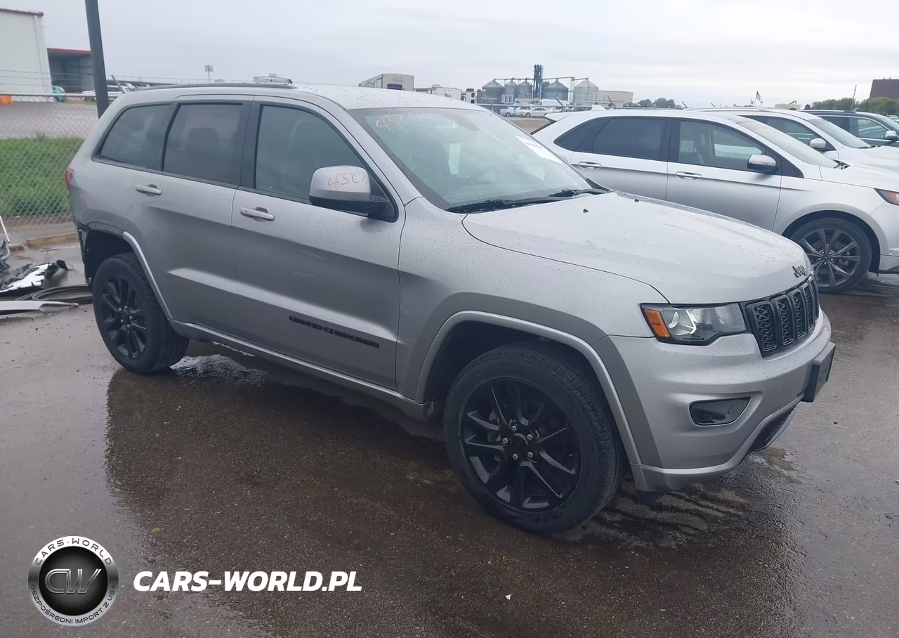 2018 Jeep Grand Cherokee Altitude 4X4 – zdjęcie 1 z 22
