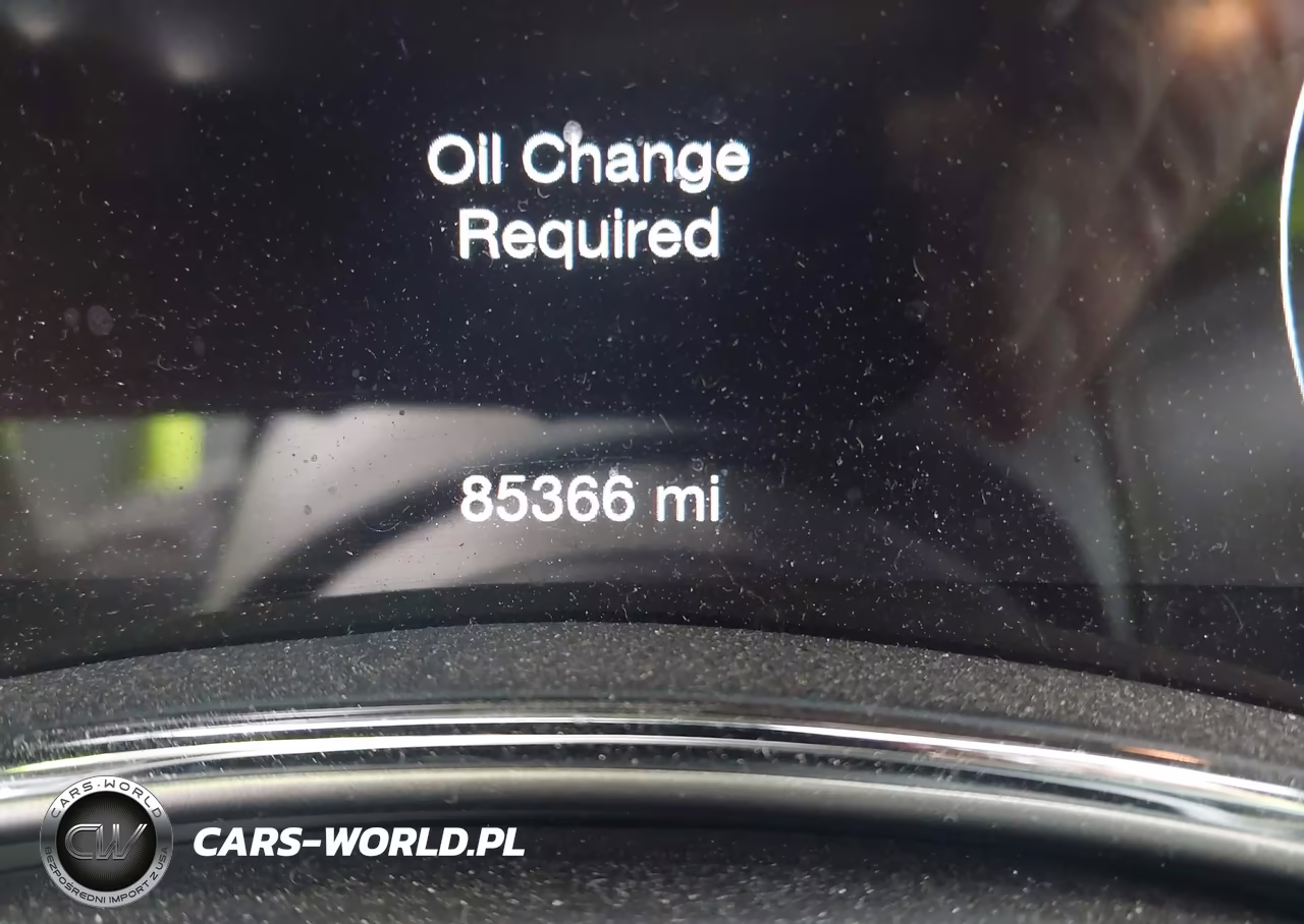 2018 Jeep Grand Cherokee Altitude 4X4 VIN:1C4RJFAG9JC237766 - 16