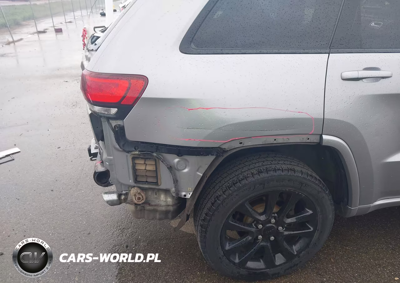 2018 Jeep Grand Cherokee Altitude 4X4 VIN:1C4RJFAG9JC237766 - 20