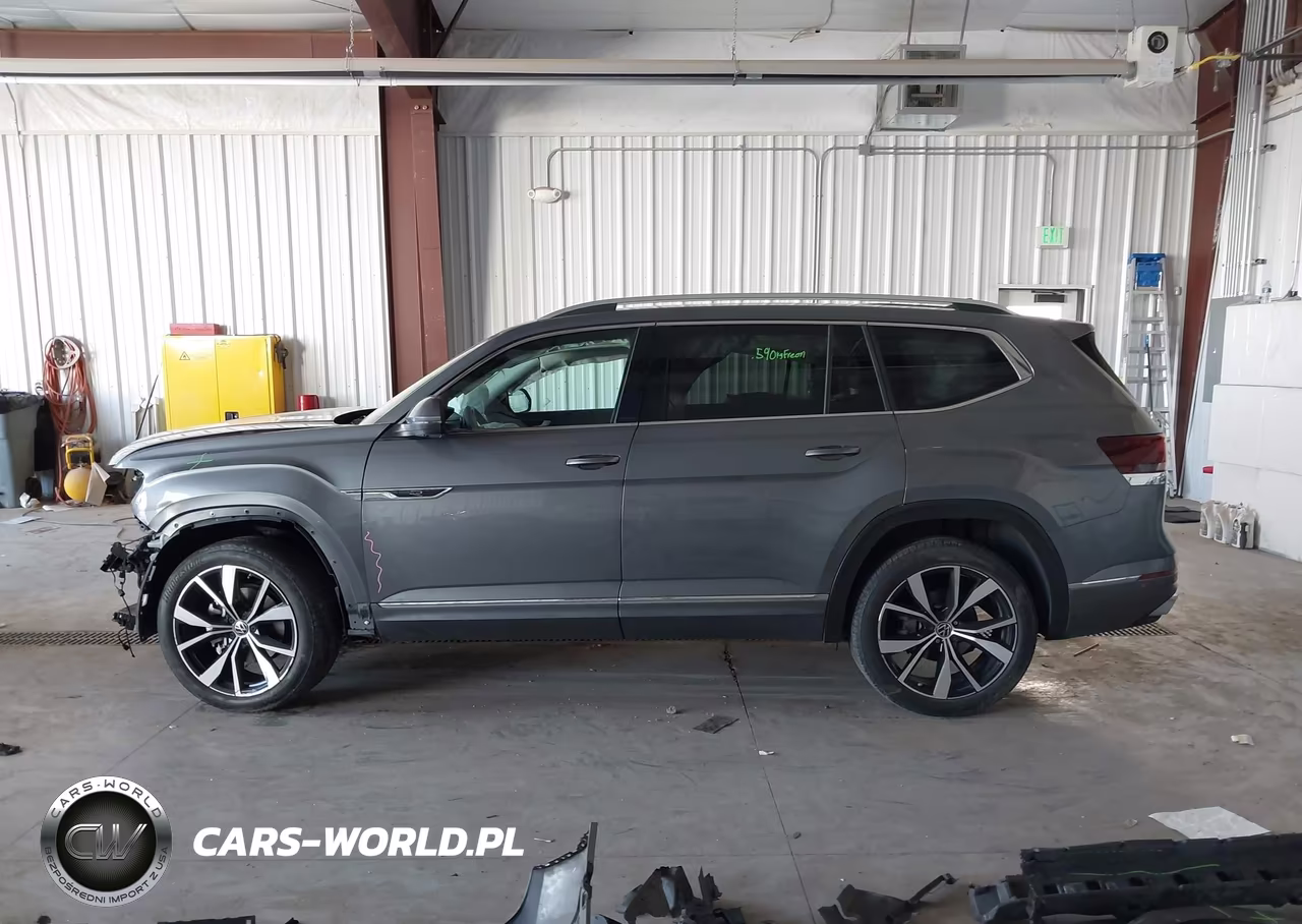 2024 Volkswagen Atlas 2.0T Sel Premium R-Line VIN:1V2FR2CAXRC522760 - 15